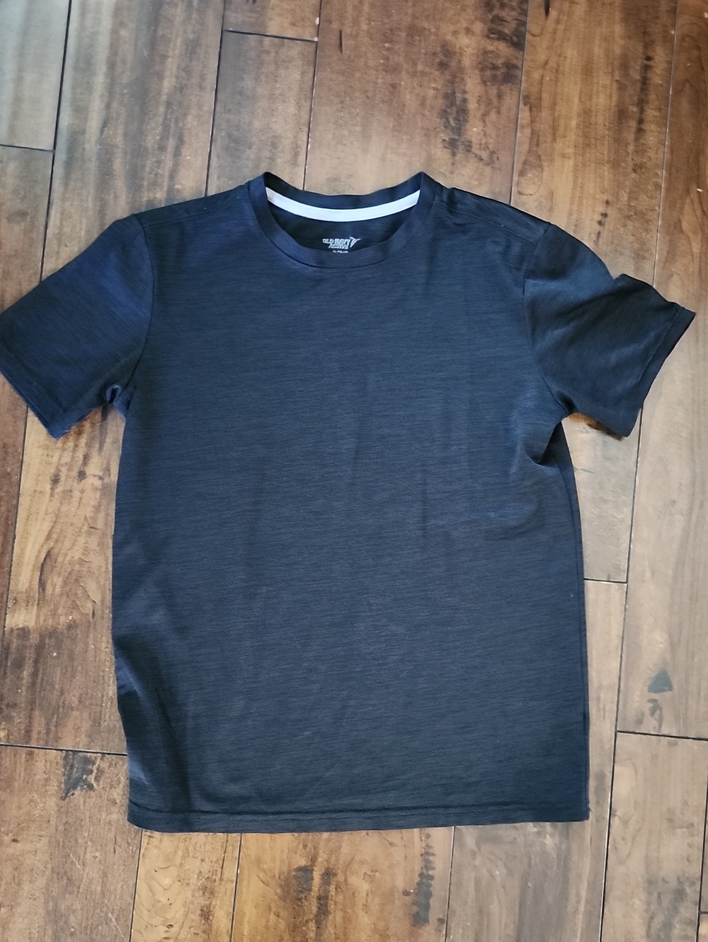 3/$15! Old Navy Boy's Charcoal Black Crew Neck Tee Size 14/16
